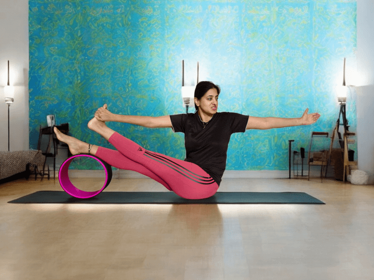 200 HOURS YOGA TEACHER TRAINING COURSE